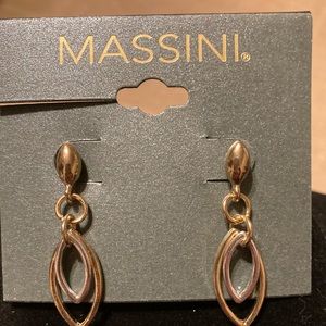 NWT Massini earrings